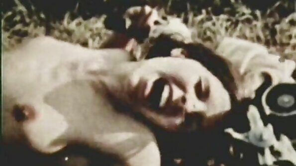 Face riding και 69ing λεσβίες με ταλέντο στο γλείψιμο