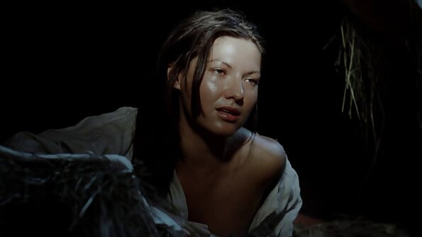 Η υπέροχη κυρία ξέρει πώς να κάνει τον άντρα της ευτυχισμένο στην κάμερα