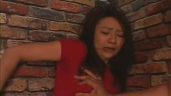 Η Kendra Lust έχει τον καλύτερο κώλο στον χώρο του πορνό