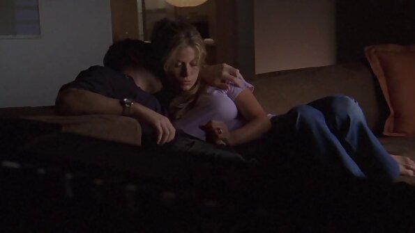 Ο γέρος έχει ακόμα αρκετή δύναμη για να ικανοποιήσει τη νεαρή ερωμένη