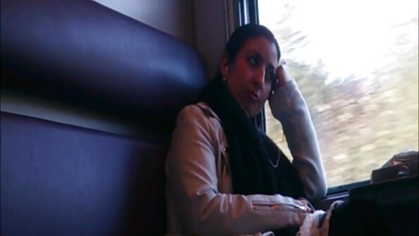 Ο μπαμπάς τιμωρεί τη θετή του κόρη για τις αμαρτίες της