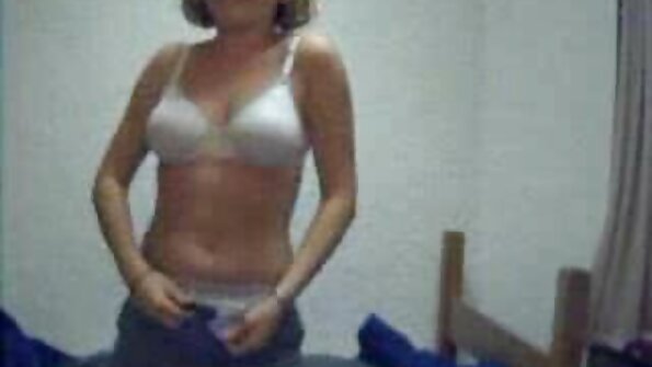 Η καμπυλωτή Βρετανίδα ερασιτέχνης χαριτωμένη είναι χάλια και πηδάει σε σέξι POV