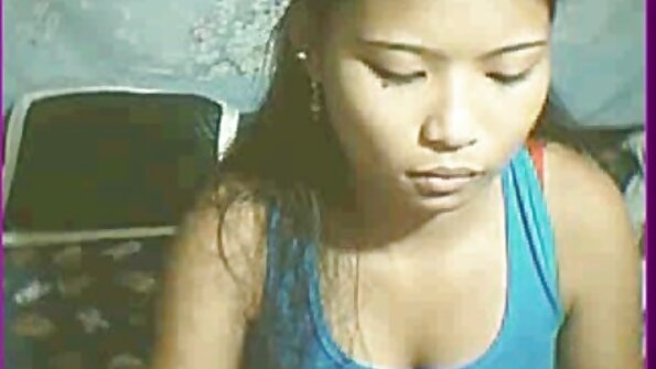 Η βρώμικη Λατίνα πόρνη δείχνει κοπιαστικές ικανότητες στην κάμερα