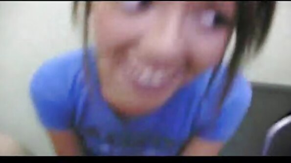 Η Diva χαλαρώνει δύο επιβήτορες μέσω διπλής διείσδυσης